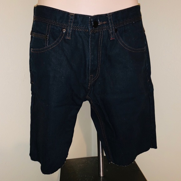 NWOT Comune David dark denim shorts - Picture 5 of 6